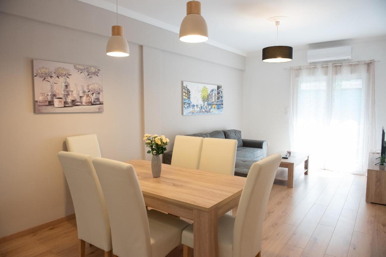Newly Renovated Flat 500M From Subway Station Daire Atina Dış mekan fotoğraf